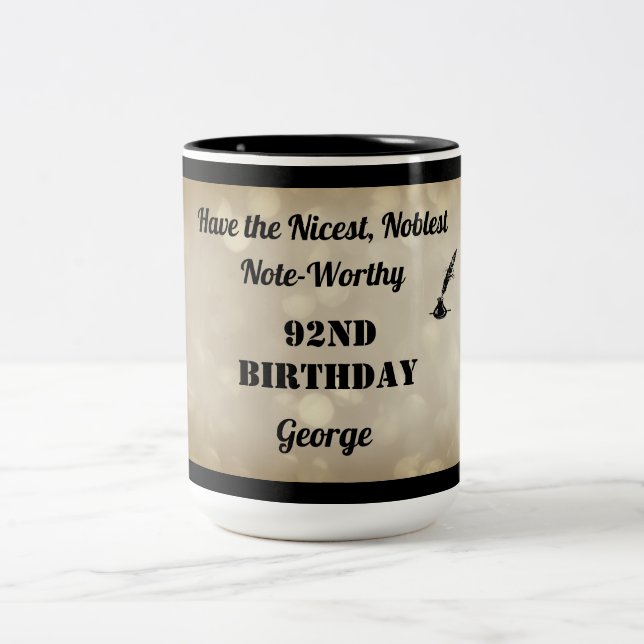 Fabuleux Mug personnalisé 92e anniversaire (Centre)