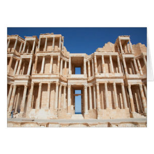 Façade Et Étape De L'Amphithéâtre Romain