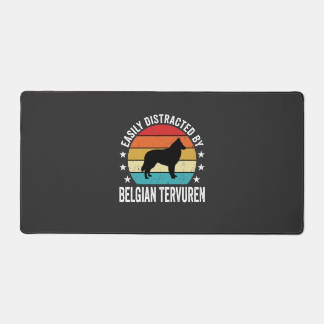 Facilement distrait par chien Tervuren belge (Recto)