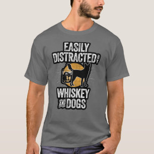 Facilement distrait par le T-shirt Whiskey and Dog
