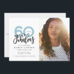 Faire 60 belle invitation d'anniversaire photo<br><div class="desc">Faire 60 look,  soixante et fabuleuse invitation d'anniversaire photo. Texte de script moderne sur la conception de typographie de tendance. Partie d'une collection. Les couleurs peuvent être customisées.</div>