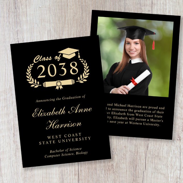 Faire-part Annonce de remise de diplôme universitaire élégant (Elegant Gold Script Black Photo College Graduation Announcement)