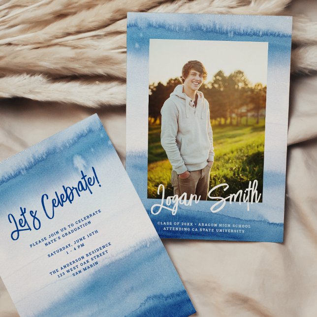 Faire-part Aquarelle bleu moderne Script Graduation Photo (Créateur téléchargé)