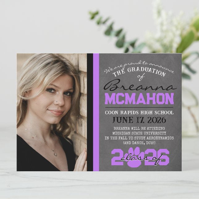 Faire-part de graduation Empreinte de patte violet ( Repeating Class Year 1 & 2 Photo Graduation Invitations & Announcements)