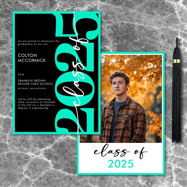 Faire-part de graduation en typographie Aqua moder (Modern Aqua Typography Graduation Announcement)