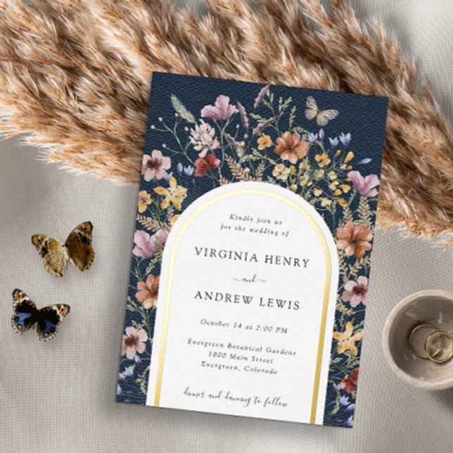 Faire-part de mariage à l'arch en bleu de marine a (Navy Blue Arch Wedding Invitation Foil Invitation by Painted Paperie
)