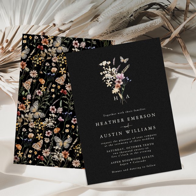 Faire-part de mariage à monogramme noir (Floral Monogram Black Boho Wedding Invitation with Butterfly by Painted Paperie)