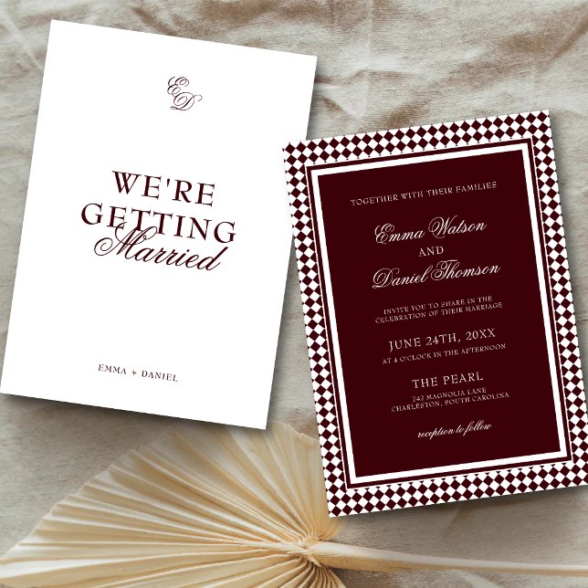 Faire-part de mariage arrière monogramme bordure B (Burgundy monogram wedding invitation adds a personalized touch to your celebration.)