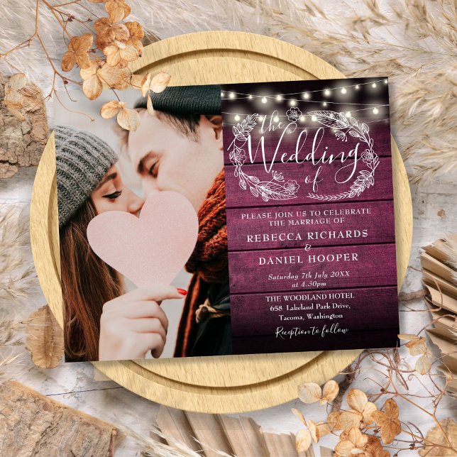 Faire-part de mariage avec lumières rustiques roug (Budget Red Rustic Lights Photo Wedding Invite)