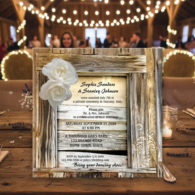 Faire-part de mariage de poteau rustique en bois (Post wedding invitation or reception only invitation featuring white roses on rustic wood)