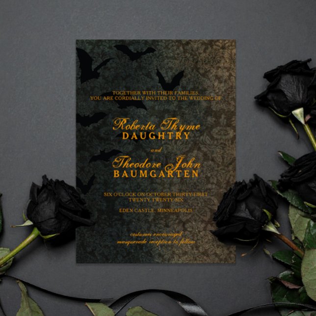 Faire-part de mariage d'Halloween Damas foncé (Dark Damask pattern with subtle bats and orange text, gothic victorian wedding invitation)