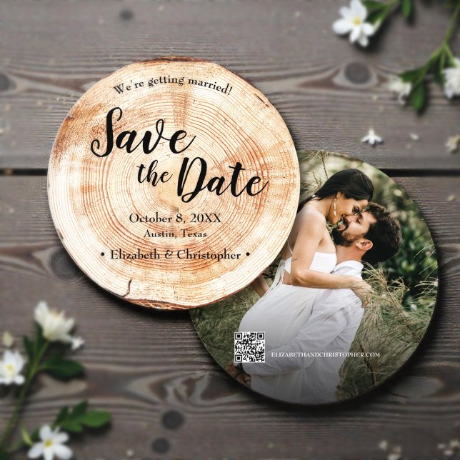 Faire-part de mariage en bois rustique avec code Q (Rustic wedding wood photo save the date with QR code wedding website.)