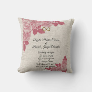 Faire-part de mariage imprimé sur un coussin