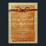 Faire-part de mariage rustique d'arc de ficelle de<br><div class="desc">Ce pays rustique le faire-part de mariage qu'occidental a un arrière - plan imprimé de toile de jute avec un papier en bois de grain avec les rouleaux élégants perforés dans lui a imprimé la conception. Il a également un arc de ficelle au dessus. C'est une invitation imprimée par appartement...</div>