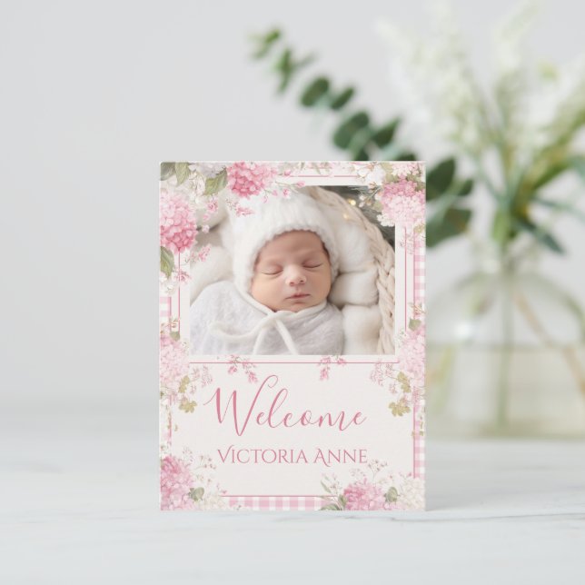 Faire-part de naissance aux hortensias roses vinta (Debout devant)