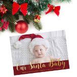 Faire-part de naissance bébé Père Noël de Noël mod<br><div class="desc">Simple Mignonne Horizontal 1 photo Notre Père Noël Baby Holiday Faire-part de naissance Card. Cette carte a un vrai texte de feuille et est entièrement personnalisable et simple à personnaliser. Parfait pour envoyer en famille et entre amis pour les vacances.</div>
