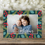 Faire-part de naissance Berries Pine More the Merr<br><div class="desc">Annoncez la venue de votre petit bout et envoyez vos vœux de fêtes en même temps avec ces cartes de fêtes magnifiquement conçues par Orabella Prints ! Modèles de photos à la fois sur le recto et le verso ! Le verso contient également des modèles de texte pour toutes les...</div>
