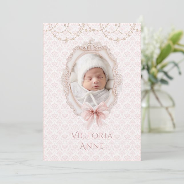 Faire-part de naissance élégant vintage rose pour  (Debout devant)