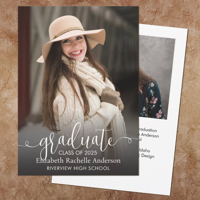 Faire-part de remise de diplôme avec photo en écri (Elegant script photo graduation announcement. Add a photo on the front & back. Add your grad info,)