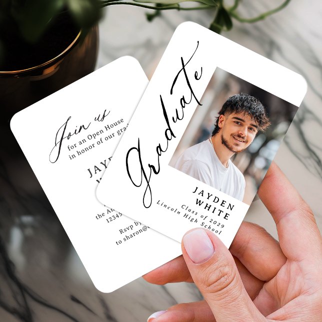 Faire-part de remise de diplôme photo en script de (Mini Modern Brush Script Photo Graduation Invite)