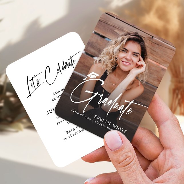 Faire-part de remise des diplômes avec photo de mi (Mini Grad Cap Script Photo Graduation Invite)