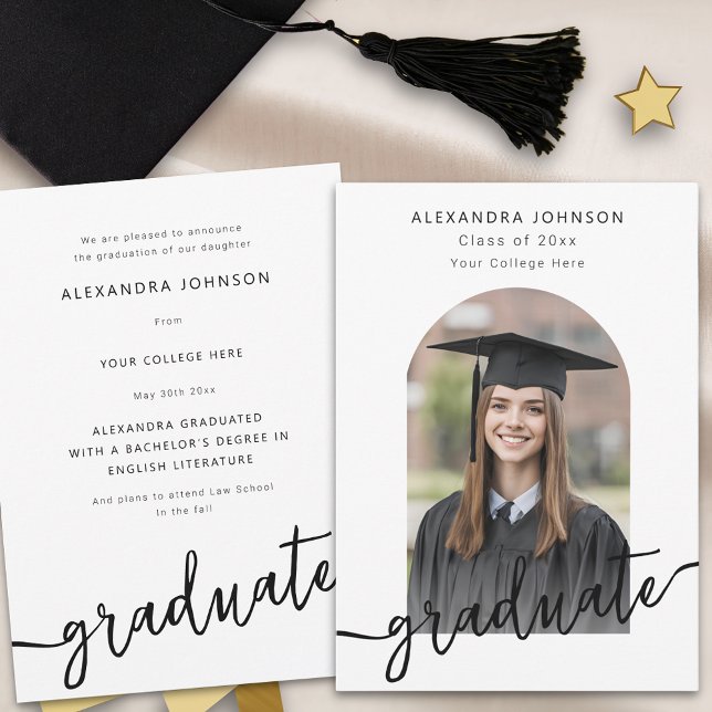 Faire-part Diplôme photo Arc de script moderne (Modern elegant arch photo graduation announcement card with stylish script )