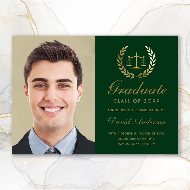 Faire-part Échelles d'or de la justice Droit Laurel Green Gra (Gold Scales of Justice Law Green Photo Graduation Announcement)