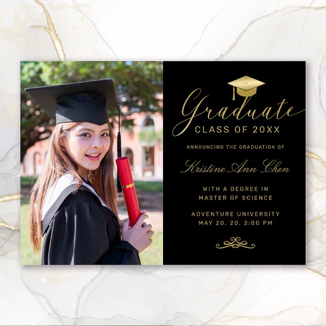 Faire-part Élégant Black Gold Formal Script Photo Graduation (Elegant Black Gold Calligraphy Photo Graduation Announcement)