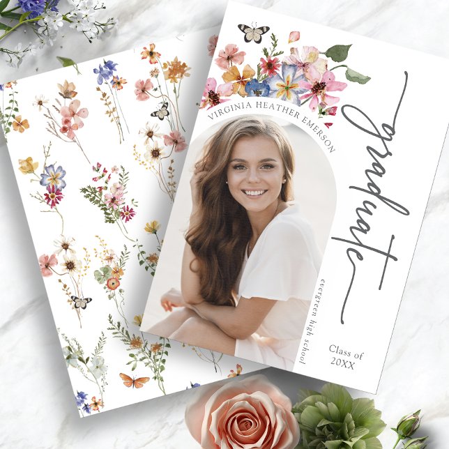 Faire-part Faire annonce de remise de diplôme florale (Colorful Watercolor Floral Graduation Announcement with Butterfly by Painted Paperie
)
