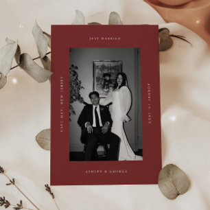 Faire-part Mariage en fuite minimaliste rouge foncé à 2 photo