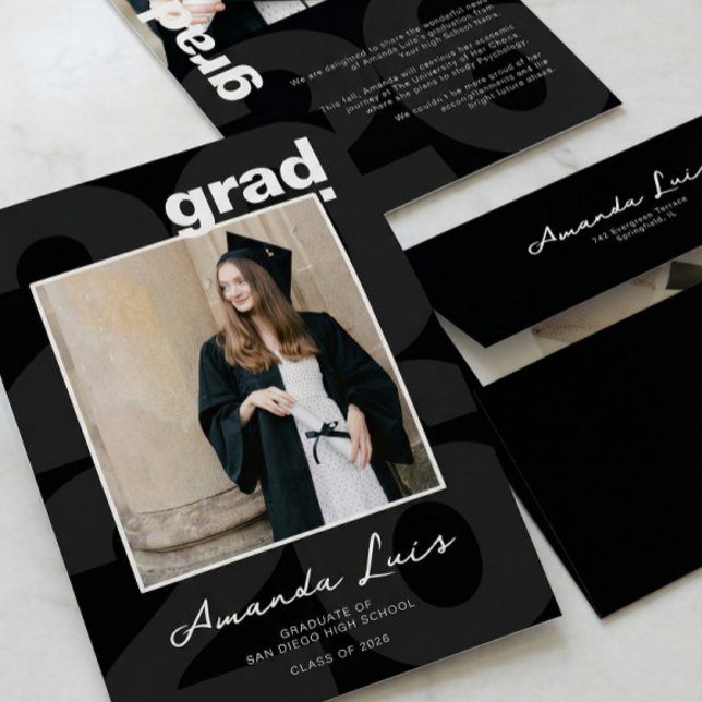 Faire-part Modern Minimalist Black Graduation Photo Collage (Créateur téléchargé)