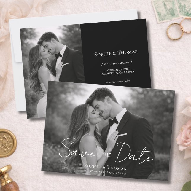 Faire part moderne avec écriture manuscrite Photo  (Modern Script Black and White Photo Save the Date)