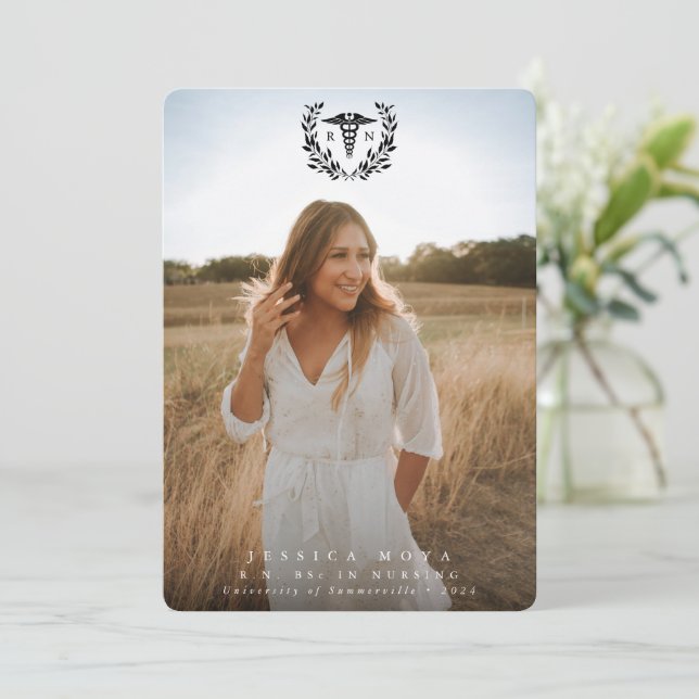 Faire-part Noir Caduceus RN Infirmière inscrite Diplôme d'Inf (Debout devant)