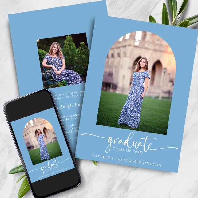 Faire-part Photo Arc de graduation moderne en bleu clair (Modern Light Blue Script Graduation Arch Photo Announcement with Instant Downloac)