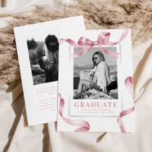 Photo de diplôme avec un nœud rose élégant