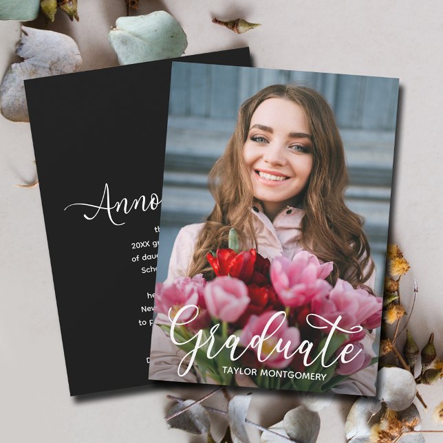 Faire-part Photo de graduation de script simple (Simple Script Graduation Photo Announcements)
