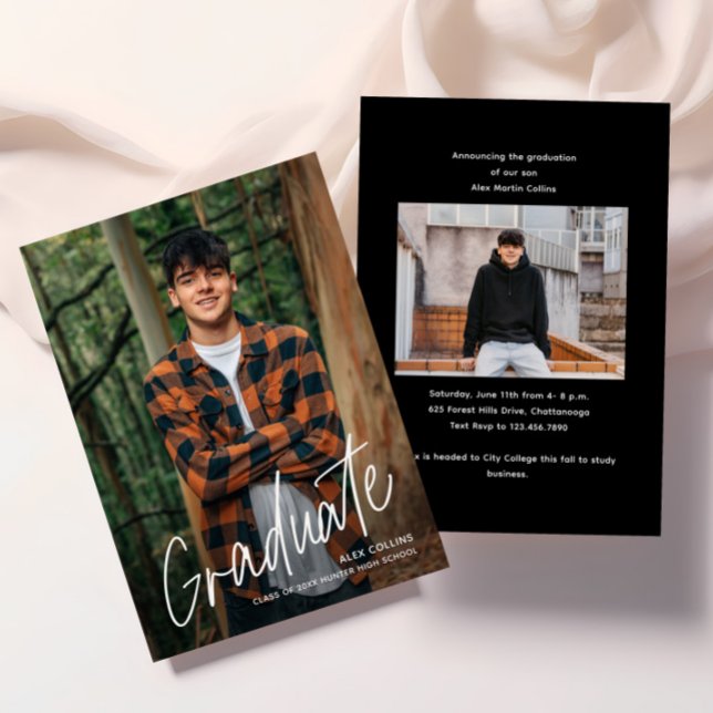 Faire-part Photo de remise de diplôme écriture manuscrite (Simple handwritten 2 photo graduation announcements.)
