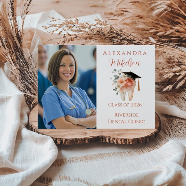 Faire-part Photo Soft Floral Tooth Graduation Party (Créateur téléchargé)