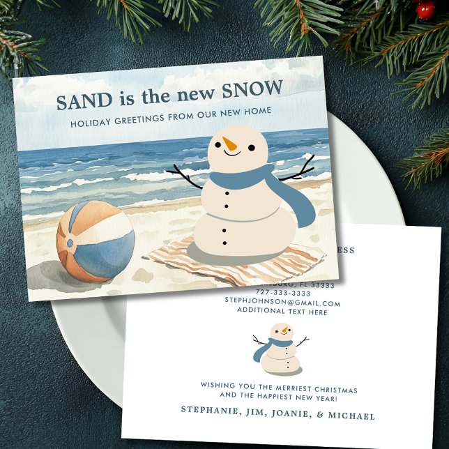 Faire-part Sandy Snowman Beach Scène Vacances Déménagement (Sandy Snowman Beach Scene New Address Holiday Moving Announcement Flat Card with Envelope)