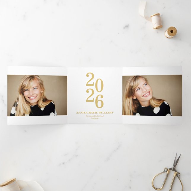 Faire-part Trois Volets Year of the Graduate Multi Photo (Intérieur)