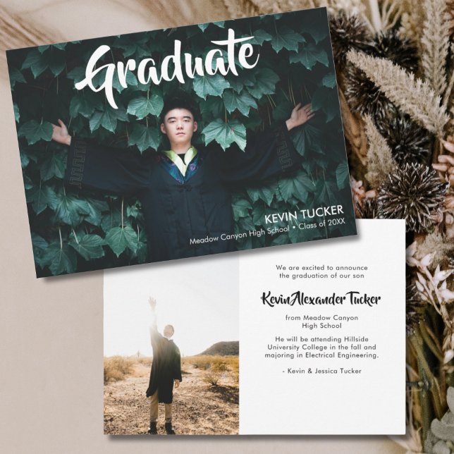 Faire-part Typographie moderne Garçons branchés Diplôme photo (Modern Typography Trendy Boys Photo Graduation Announcement)