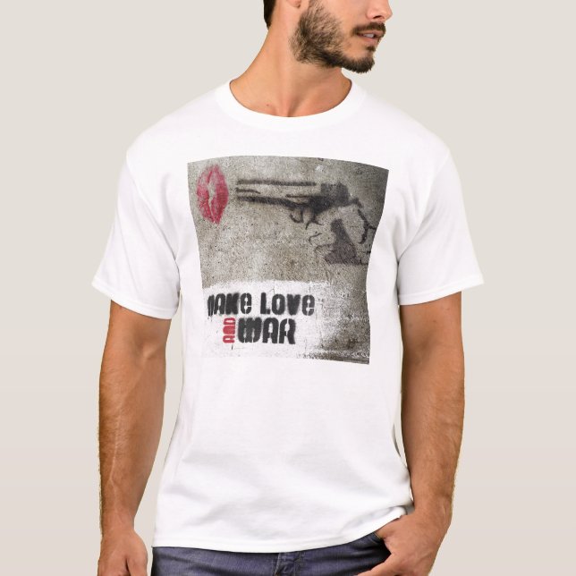 Faites l'amour ET luttez T-shirt (Devant)
