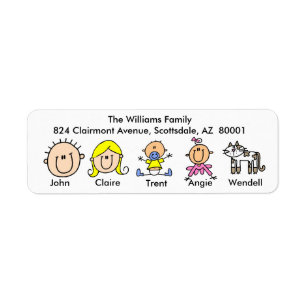 Famille avec des étiquettes de adresse de chat