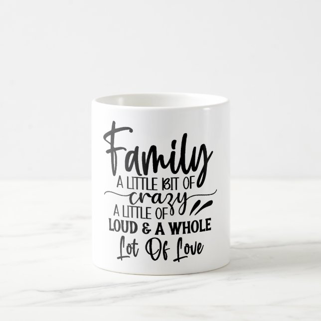 Famille Un Peu Fou Mug Classique (Centre)