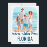Family Beach Photo Carte de Noël Watercolor State<br><div class="desc">Vous voulez une carte de vacances familiale sur la plage qui est légère et côtière? Envoyez des souhaits chaleureux personnalisés sur cette carte de Noël de plage de votre endroit préféré avec cet effet d'aquarelle peint. Vous pouvez personnaliser l'emplacement, que ce soit une ville, un état ou un endroit de...</div>