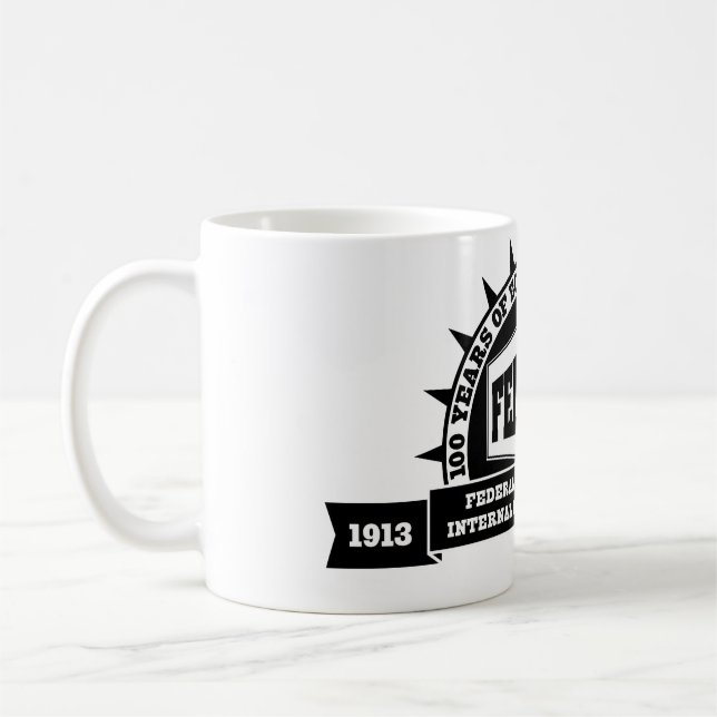 Fed et tasse de Centennial d'IRS (Gauche)