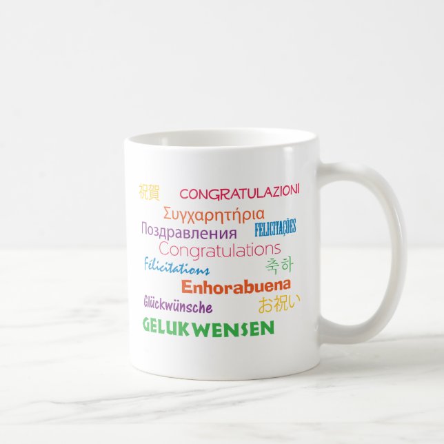 Félicitations dans beaucoup de langues Mug (Droite)