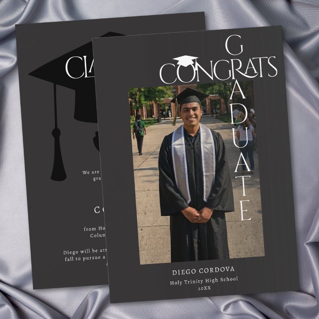 Félicitations pour la remise des diplômes avec pho (Modern Black White Congrats Graduate Photo Graduation Announcement)