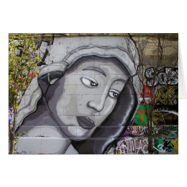 Femme Avec Cou Gris (Devant Horizontal)