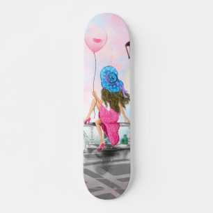 Femme avec Pink Heart Balloon Skateboard cadeau